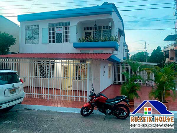 Imagen de CASA ESQUINERA 2 PISOS LA FLORESTA